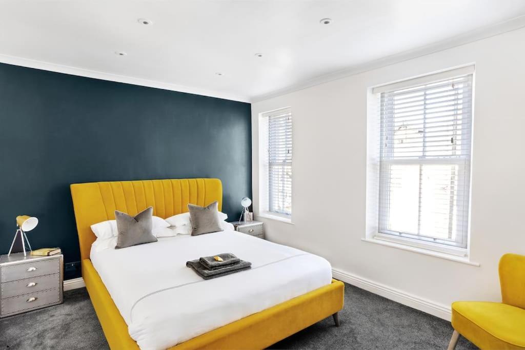 Vila Stunning 4Bed Townhouse By Hic & Trendy Kings Quarter! Harrogate Exteriér fotografie